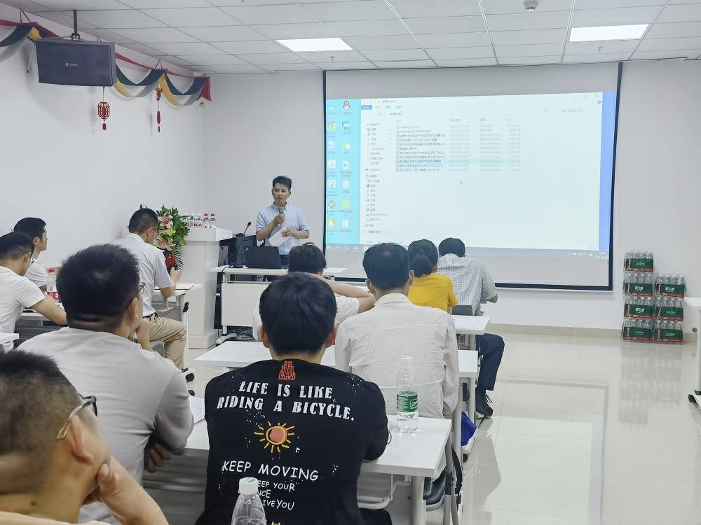 乐竞官方网站-乐竞(中国)药业技术交流会 (3) - 副本.jpg